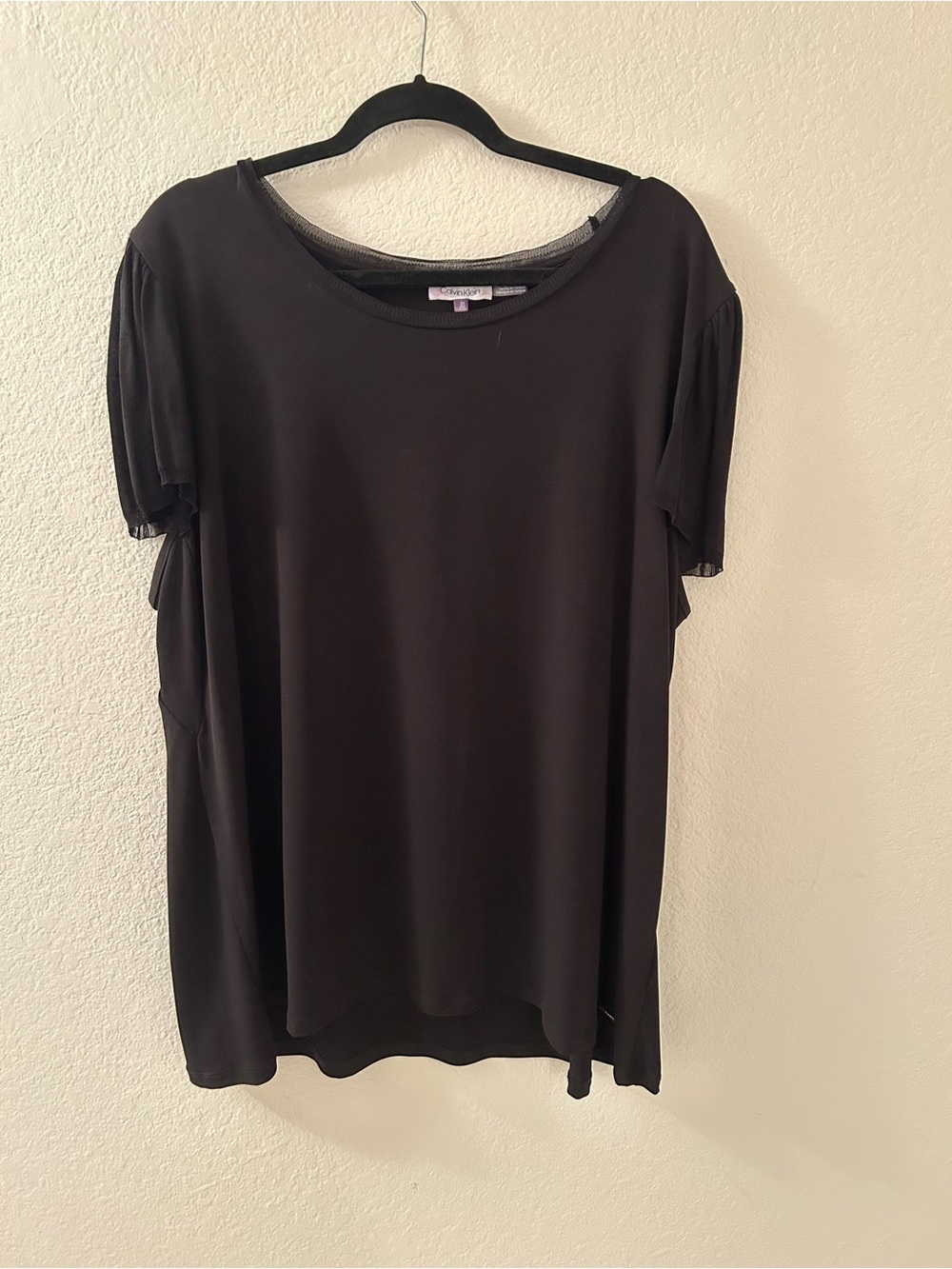 Calvin Klein Black Short Sleeve Scoop Neck Tee w/Petal Flutter Sleeve Detail